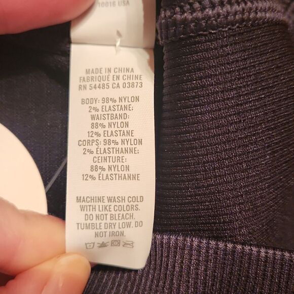 NEW Aerie Offline Seamless Cable Knit Ribbed 7/8 Yoga Leggings, Small, Black - Picture 3 of 5